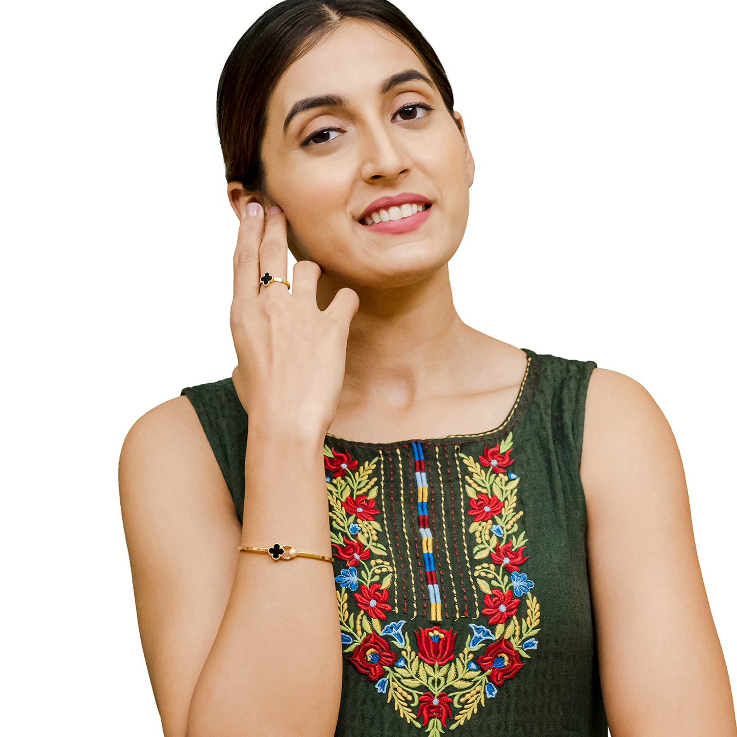 MOONDUST Gold Plated CZ and Crystal Studded Western Style Latest Flower Clover Bracelet and Ring Combo Design For Women