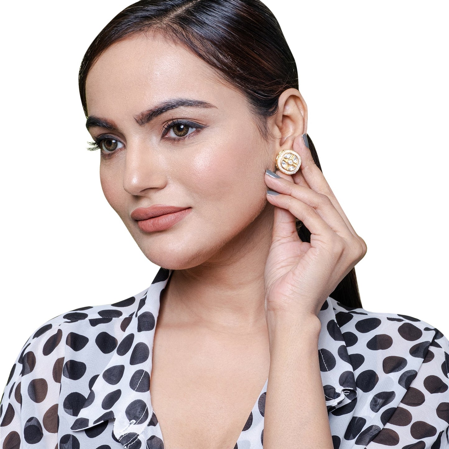 Traditional Indian Gold Plated Kundan,Polki,CZ,Pearls And Crystal Studded Bridal Stud Earring For women-White (SJE_86_W)