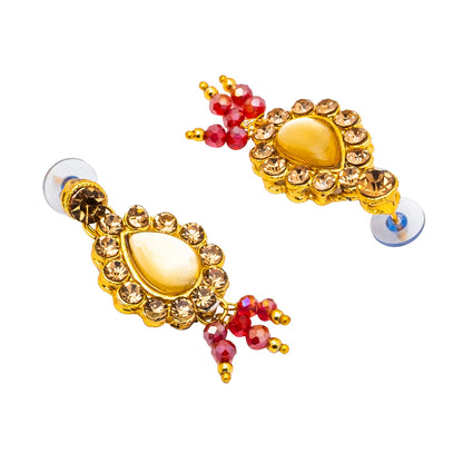 Shining Jewel Gold Plated Kundan Pearl Choker Bridal Necklace Combo Jewellery Set with Maang Tikka and Earrings for Women (SJN_158_M)