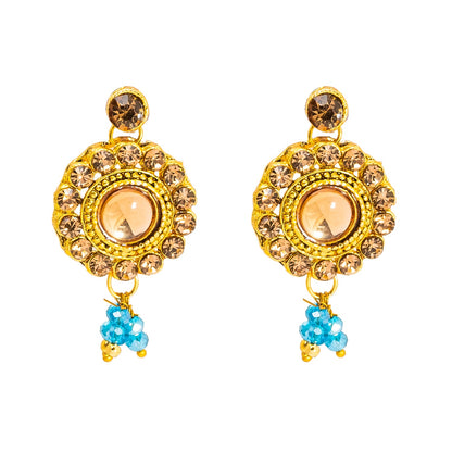 Shining Jewel Gold Plated Kundan Pearl Choker Bridal Necklace Combo Jewellery Set with Maang Tikka and Earrings for Women (SJN_159_AQ)